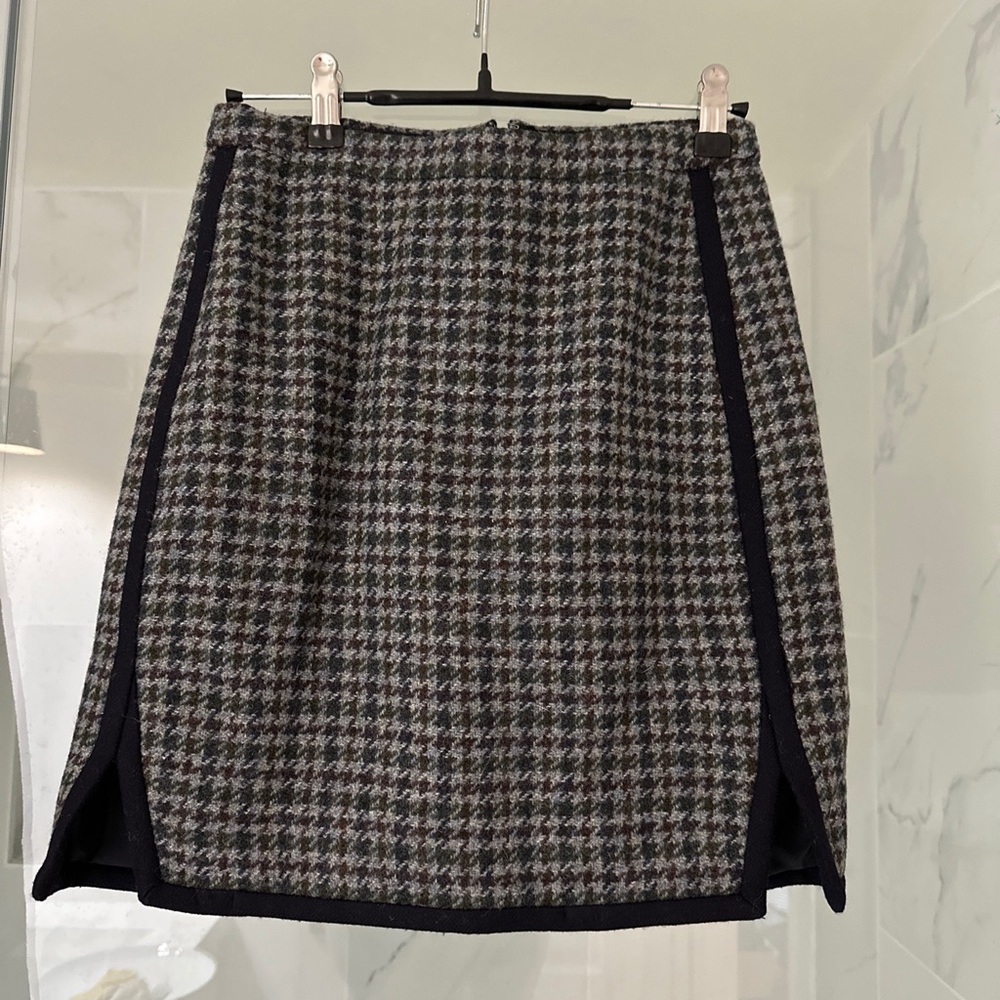 J Crew Wool Houndstooth Mini Skirt Size 00